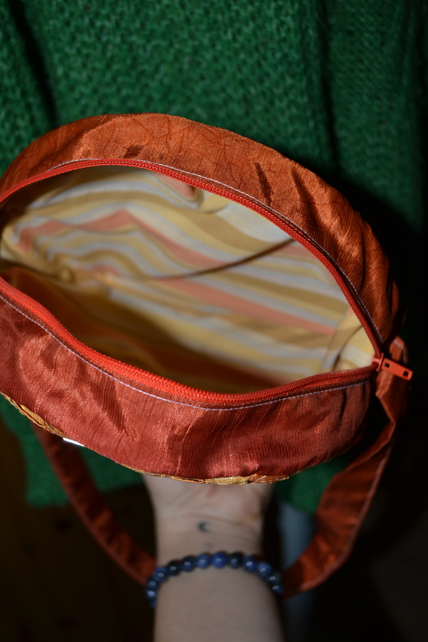 Handtasche orange, rund-kariert