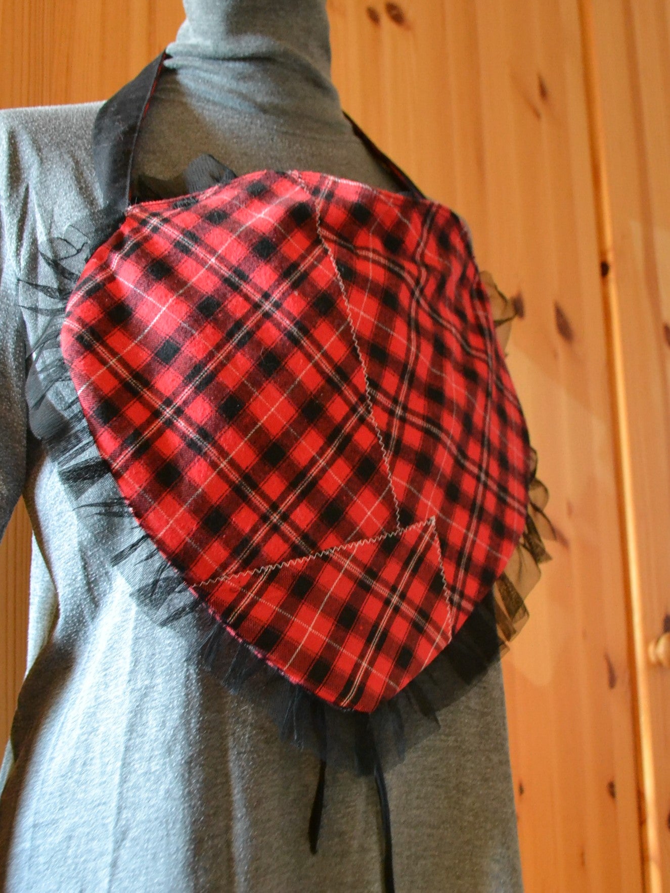 Herzerl-Tasche Matching Set mit Geldbörse "broken heart"