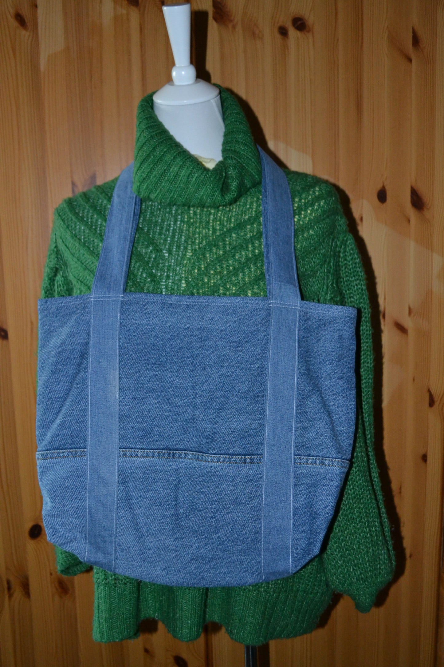 luxuriöse große Tragetasche in Jeans&hellgrün