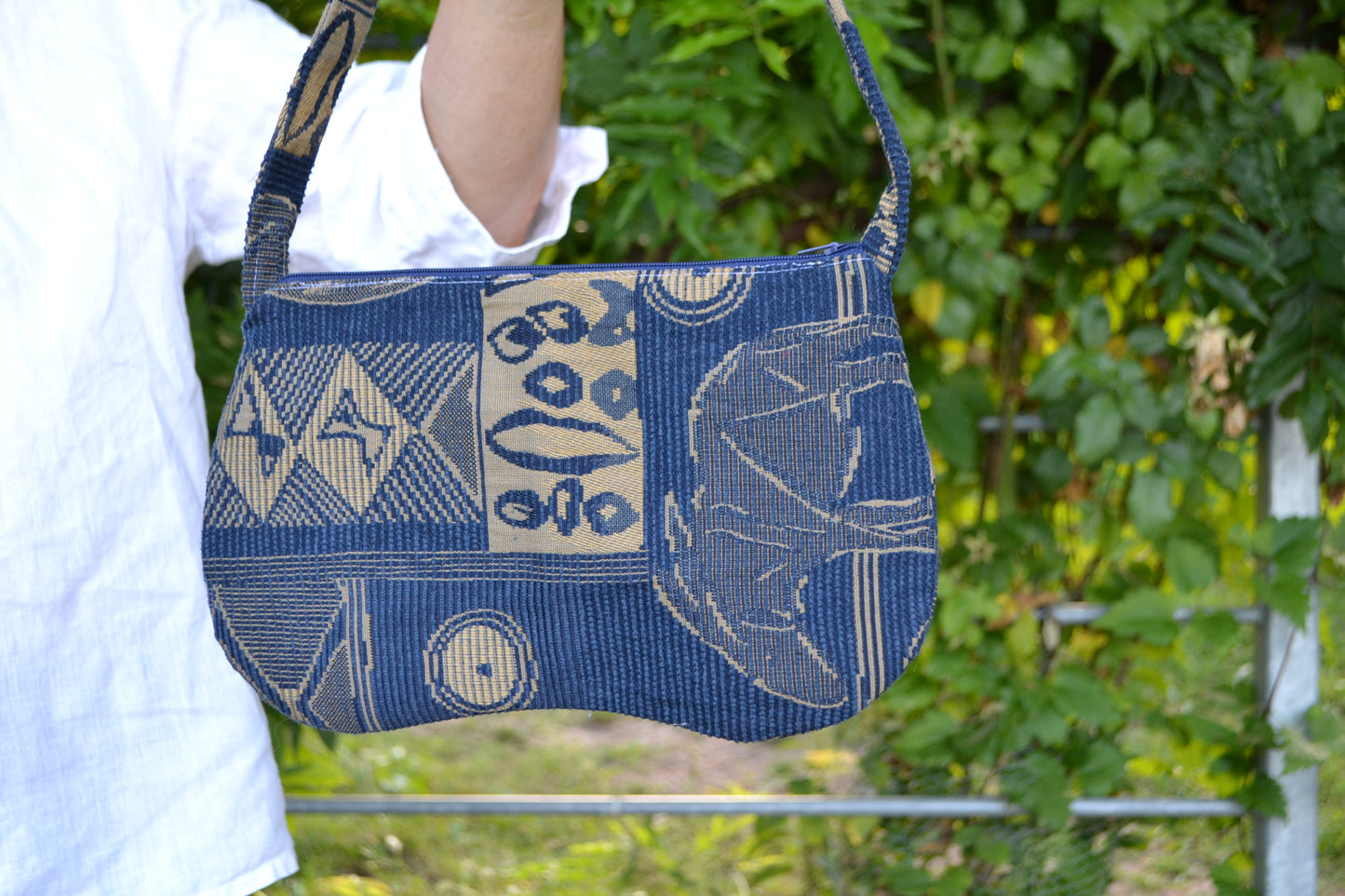 Handtasche "wave" in dunkelblau