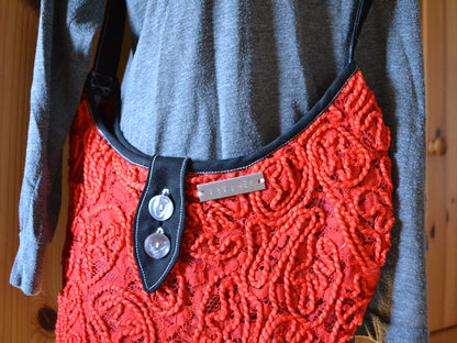 Handtasche "new moon red lace"