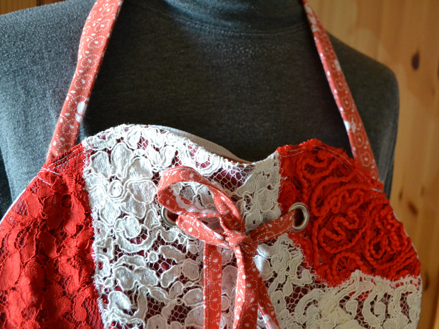 Herzerl-Tasche "red&white lace"