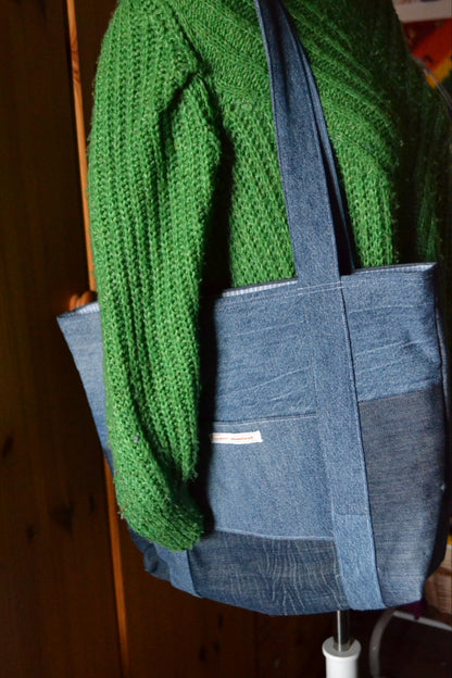 luxuriöse große Tragetasche in Jeans&blau gestreift