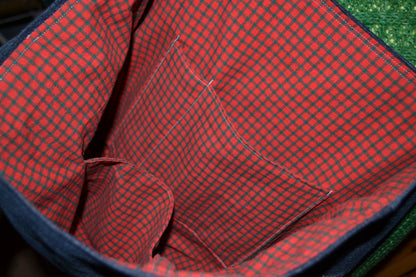 luxuriöse große Tragetasche in Jeans&rot-grün