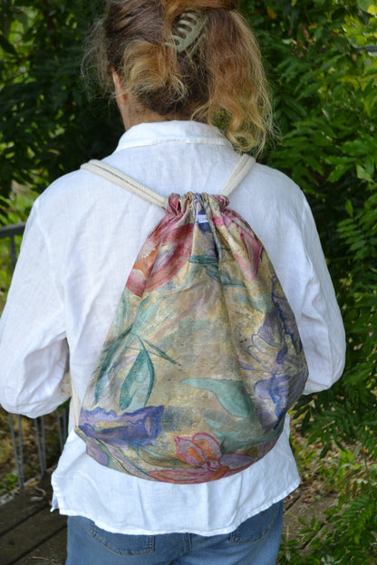 Beutelrucksack dunkles floral