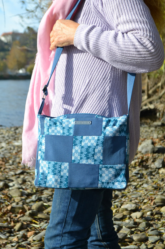 Handtasche p.u.b. in Blau Patchwork