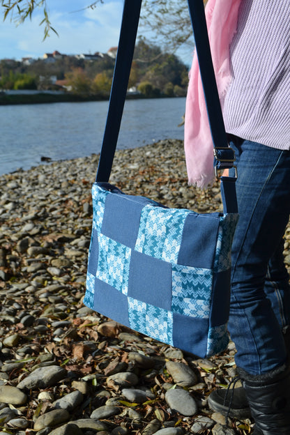 Handtasche p.u.b. in Blau Patchwork