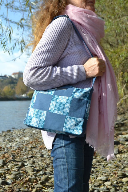 Handtasche p.u.b. in Blau Patchwork