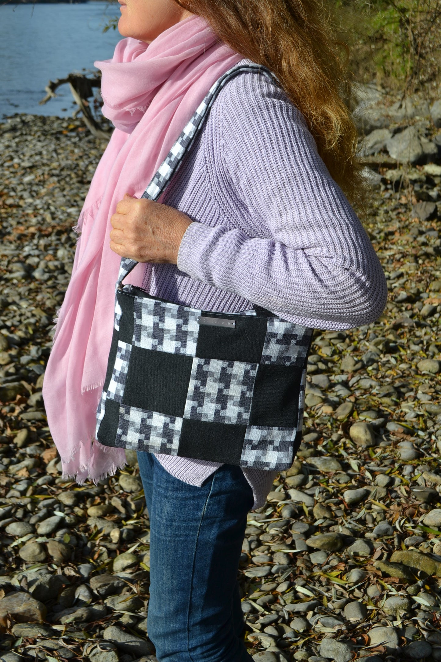 Handtasche p.u.b. in schwarz-weiß Patchwork