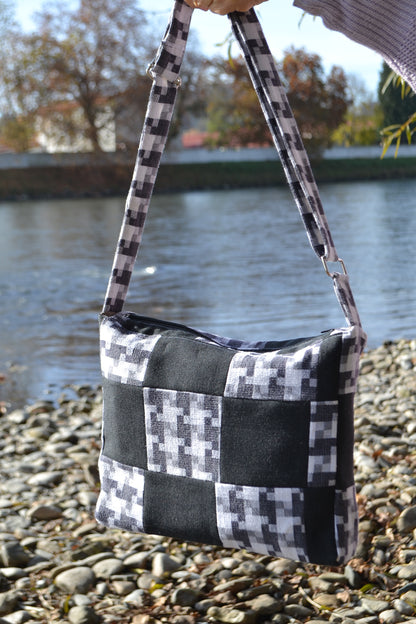 Handtasche p.u.b. in schwarz-weiß Patchwork