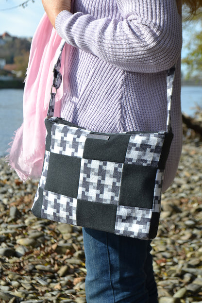 Handtasche p.u.b. in schwarz-weiß Patchwork