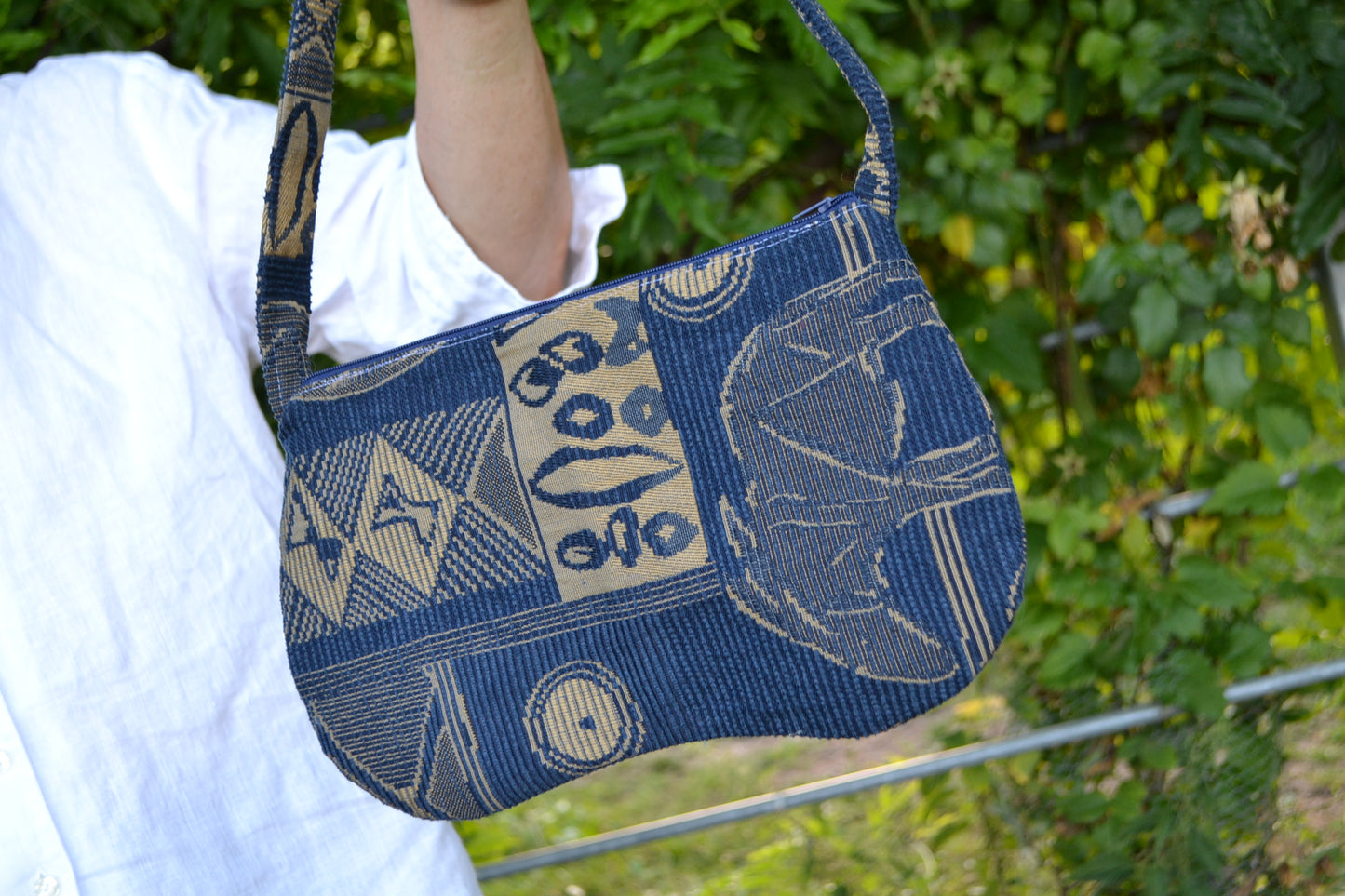 Handtasche "wave" in dunkelblau