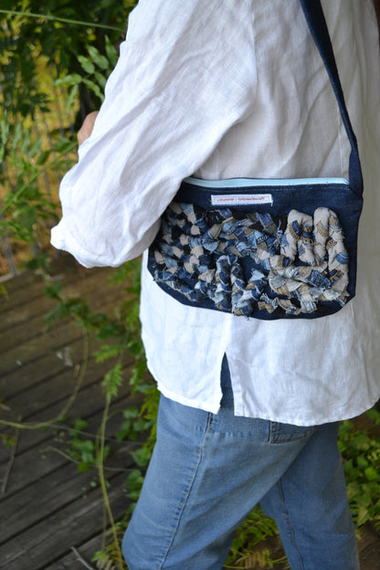 Handtasche "abstrakt-zero waste" in blau