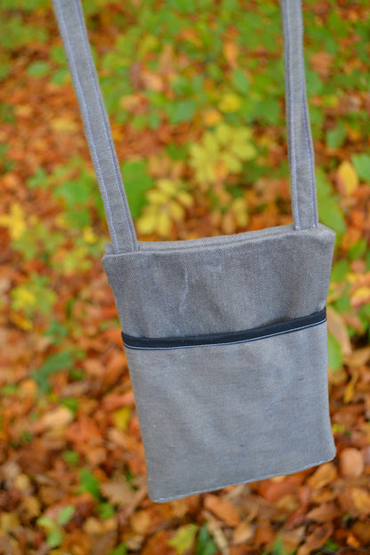 Handytasche grau in Jeans